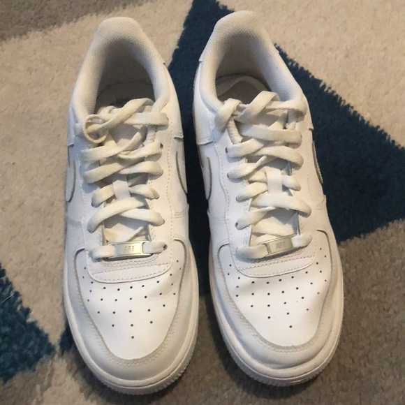 White Nike Air Force 1, size 6.5 - Picture 1 of 3